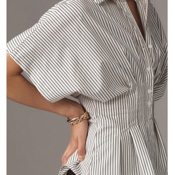White Casual Women's Short-Sleeve Pleated Blouse - Picture 1 of 4